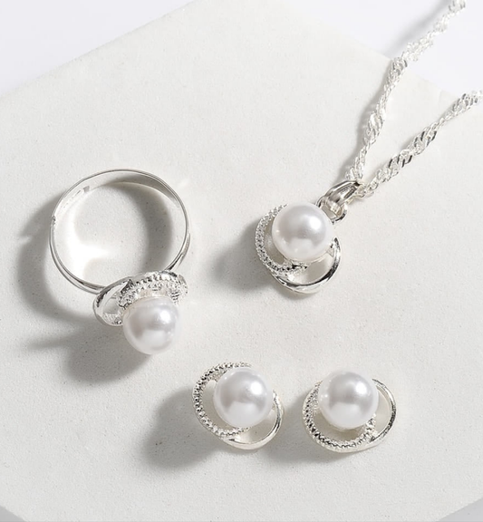 Elegant Pearl Pendant Set